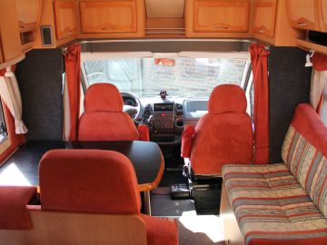Eura Mobil Contura 652 SB-03 Super Netjes!! | Winter Camper |Half Integraal|Frans Bed|